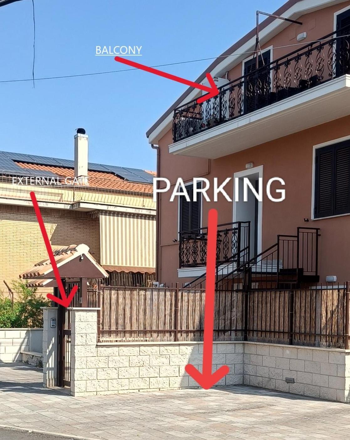 La Mansarda Di Andrew Villa Ciampino Luaran gambar